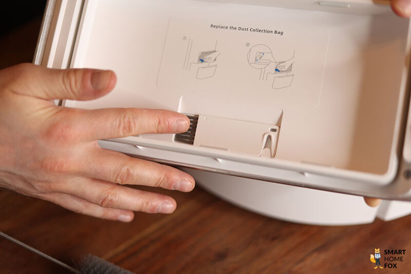 Das Reinigungswerkzeug des Dreame L10s Ultra ist zu sehen.